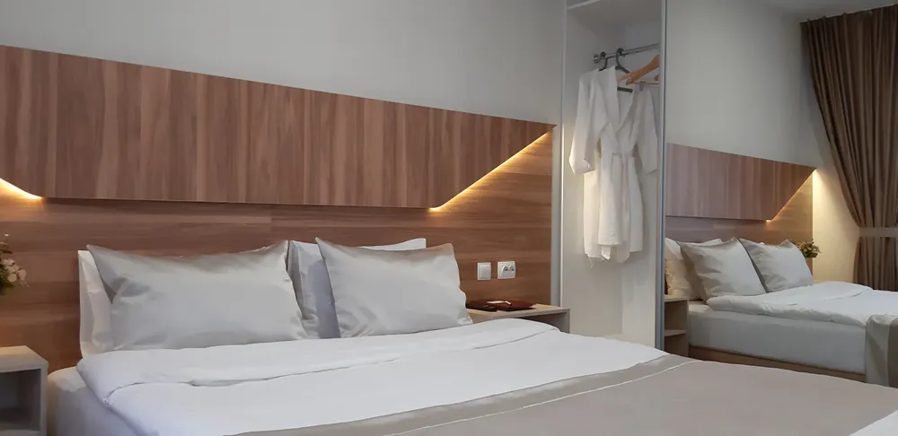 Гостевой дом
 "Петербург"