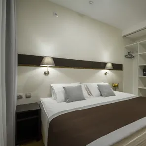 УЛУЧШЕННЫЙ ДВУХМЕСТНЫЙ С КРОВАТЬЮ KING-SIZE
